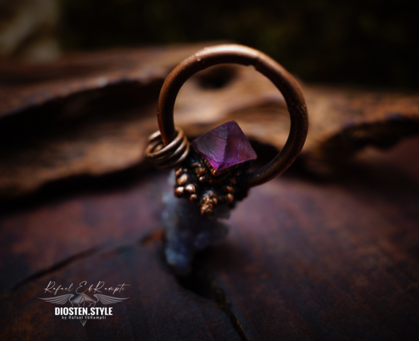 DIOSTEN přívěsek - GRAPE AGATE CHALCEDON ("Hroznový Achát"), fialový FLUORIT a MĚĎ